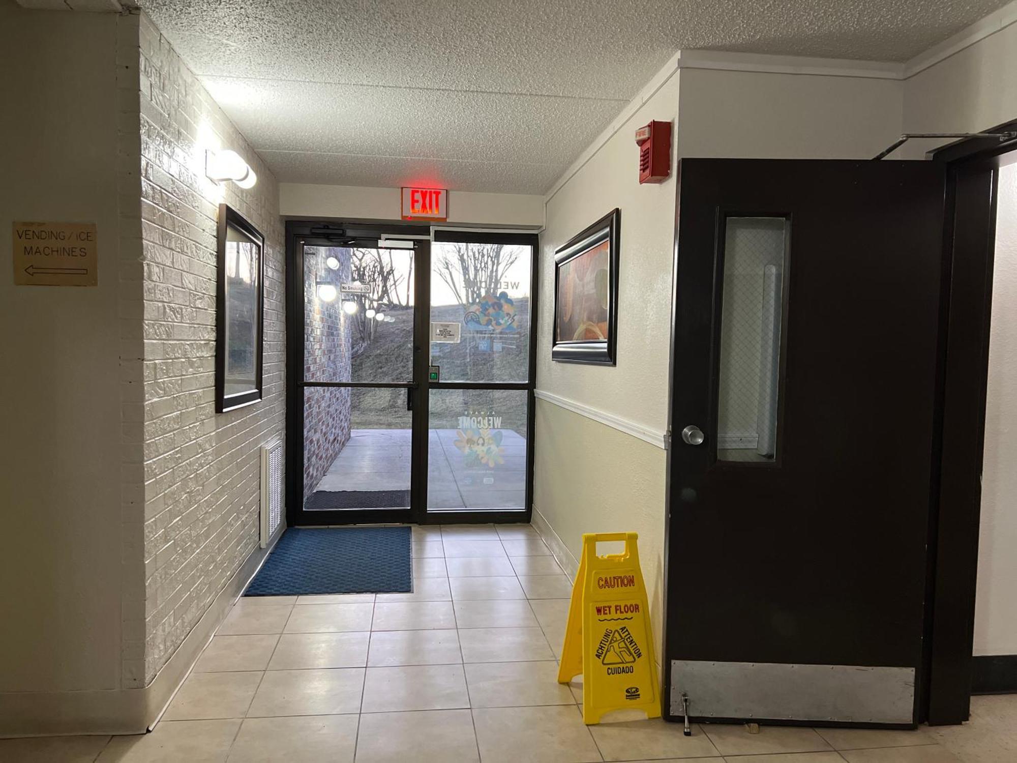 Travelodge By Wyndham Wytheville Luaran gambar